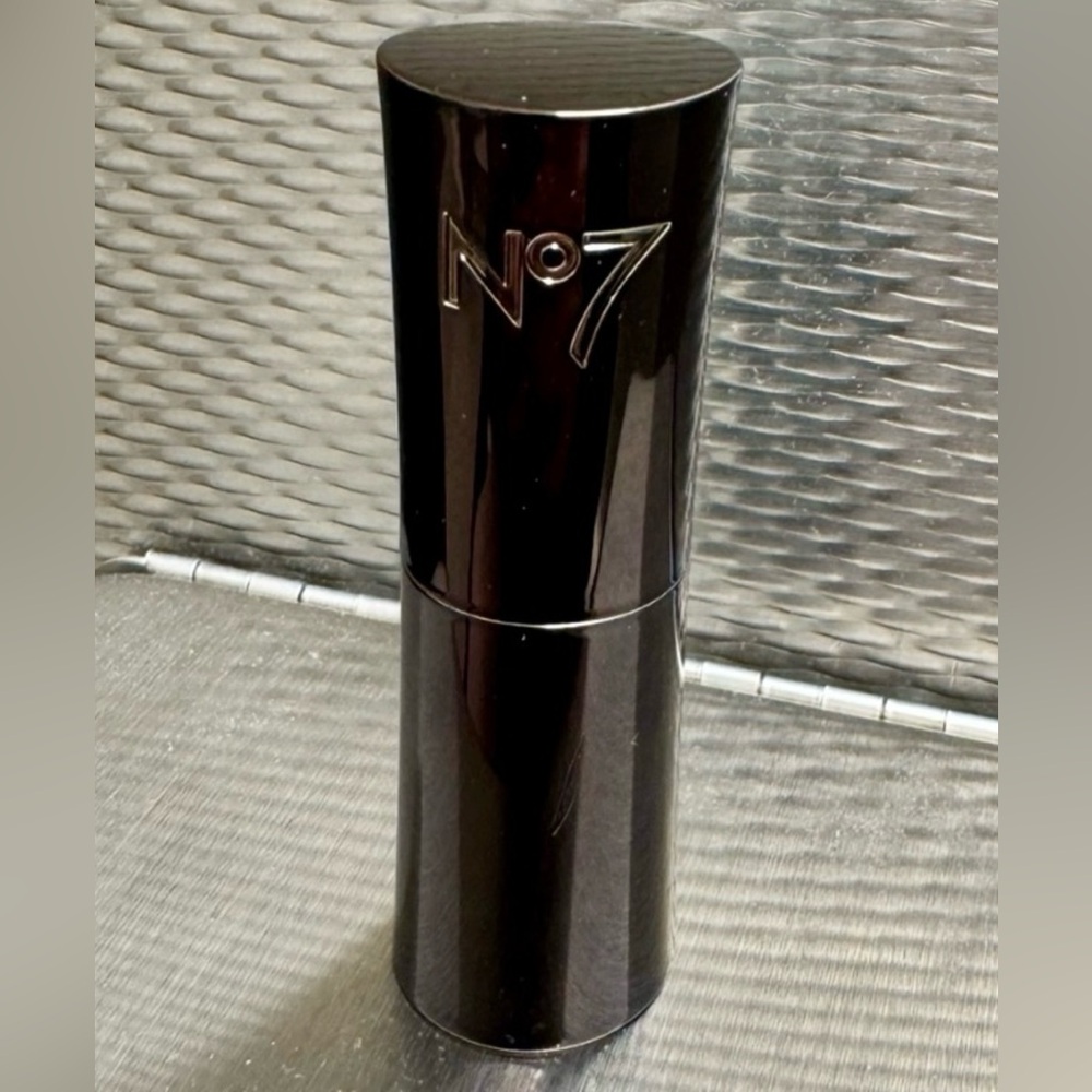 New Boots No7 Moisture Drench Lipstick Honey Bloom 740 - Picture 5 of 11